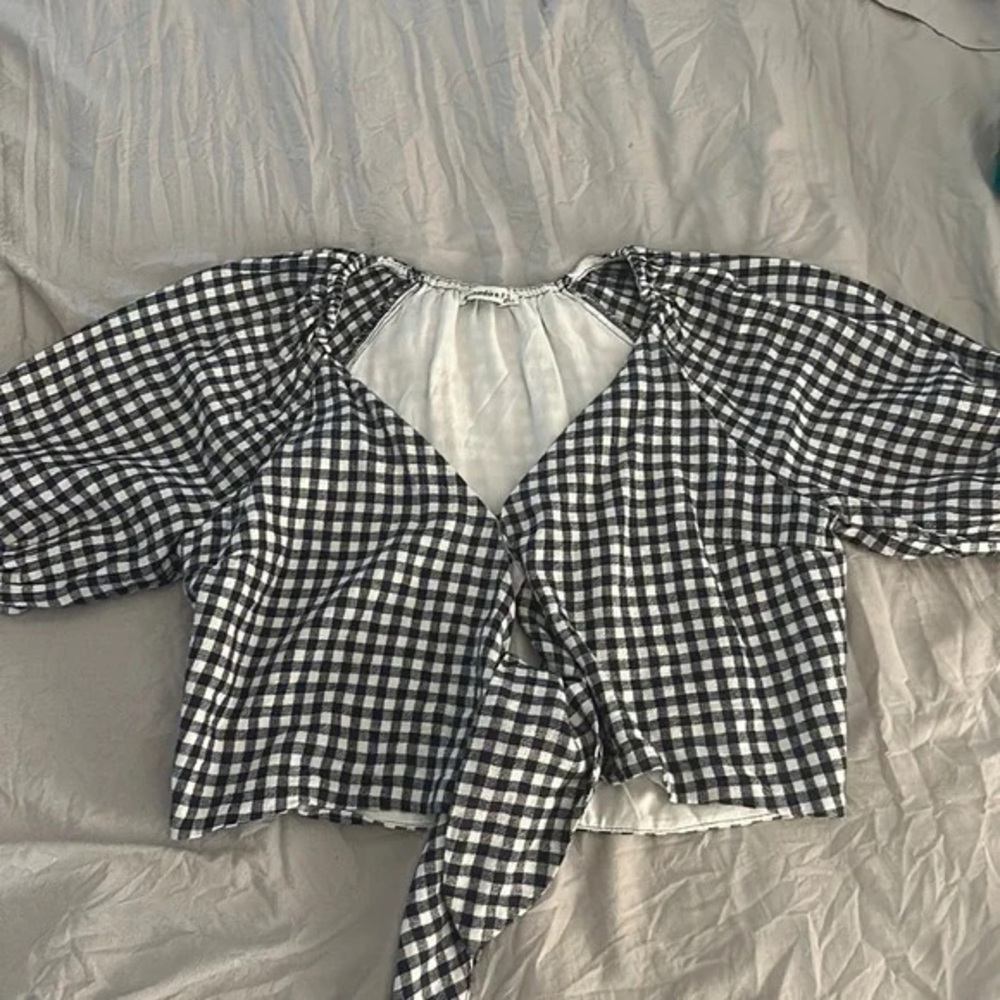Abercrombie & Fitch Navy and White Gingham Women's Top